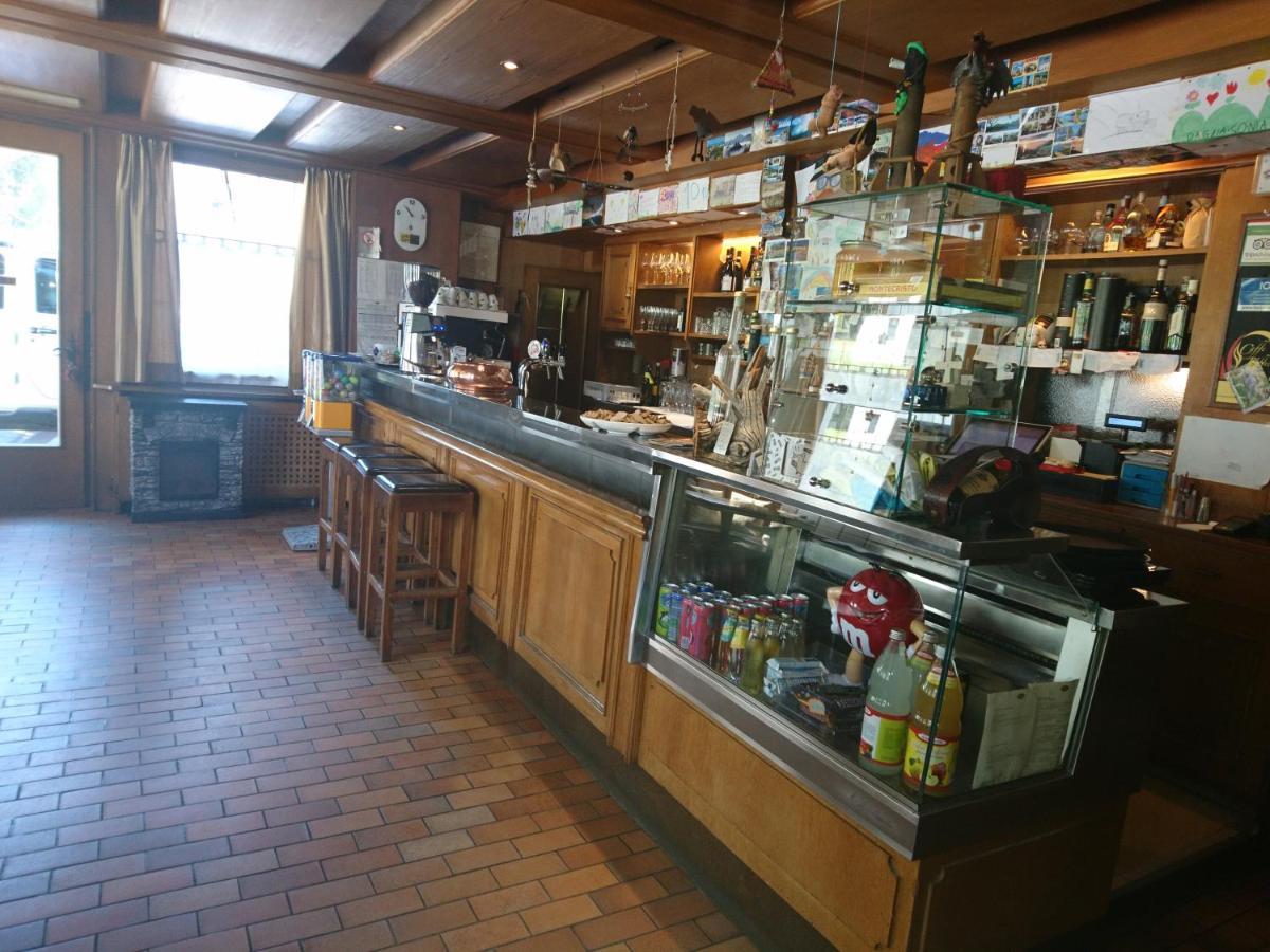 Gasthof Neunhaeusern Rasùn di Sotto Exterior foto